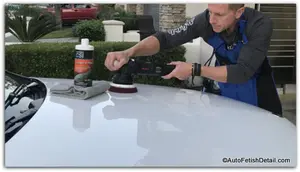 using random orbital buffer to restore car paint