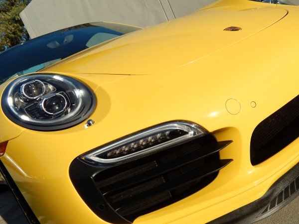 Porsche turbo S in yellow paint