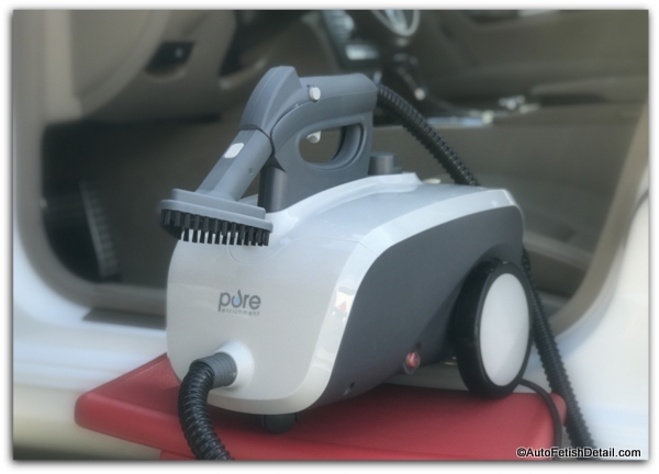 https://www.best-auto-detailing-tips.com/images/pure-steamer-used-as-car-steam-cleaner.jpg