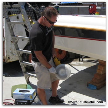 using wool pad cleaning spur